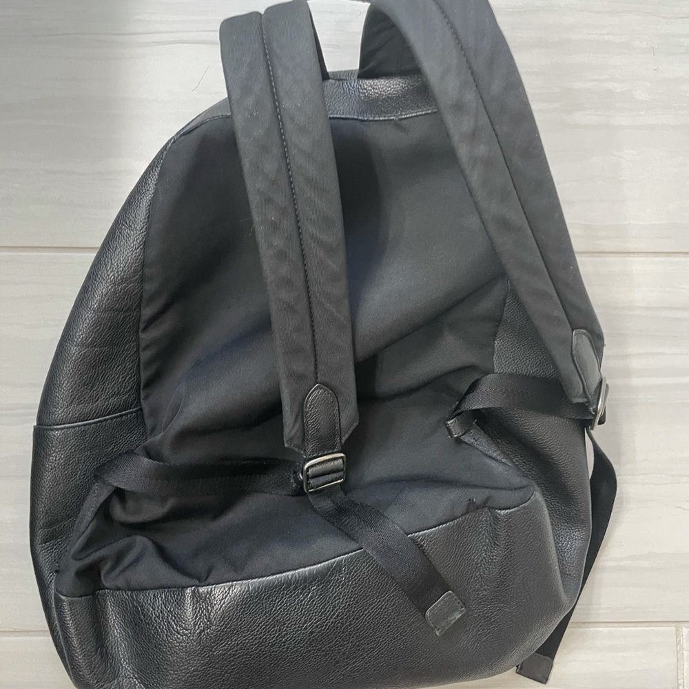 Authentic Coach Leather Book bag - Picture 4 of 5